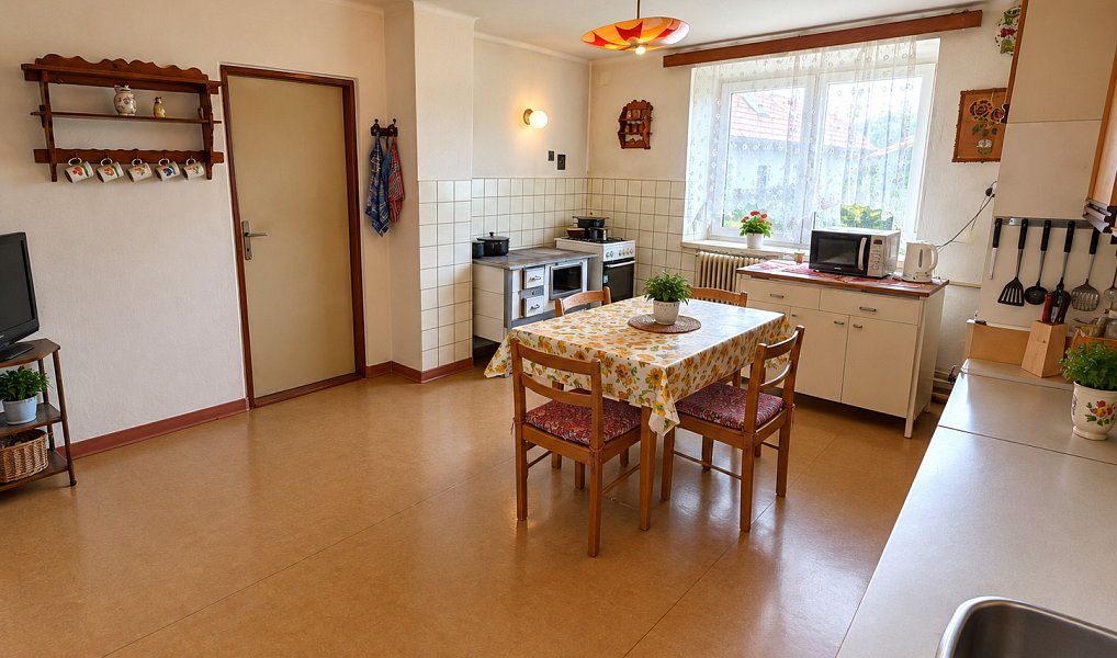 Prodej domu 128 m² s pozemkem 1 752 m², Nová Cerekev – náhled fotky 7