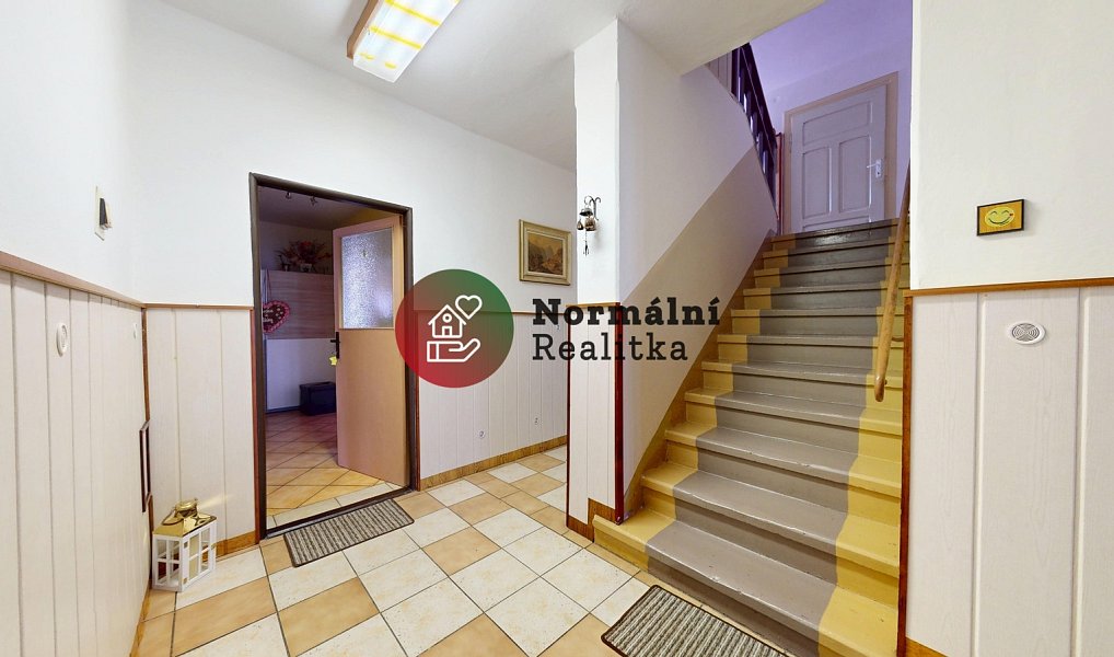 Prodej domu 350 m² s pozemkem 2 393 m², Jiříkov – náhled fotky 9