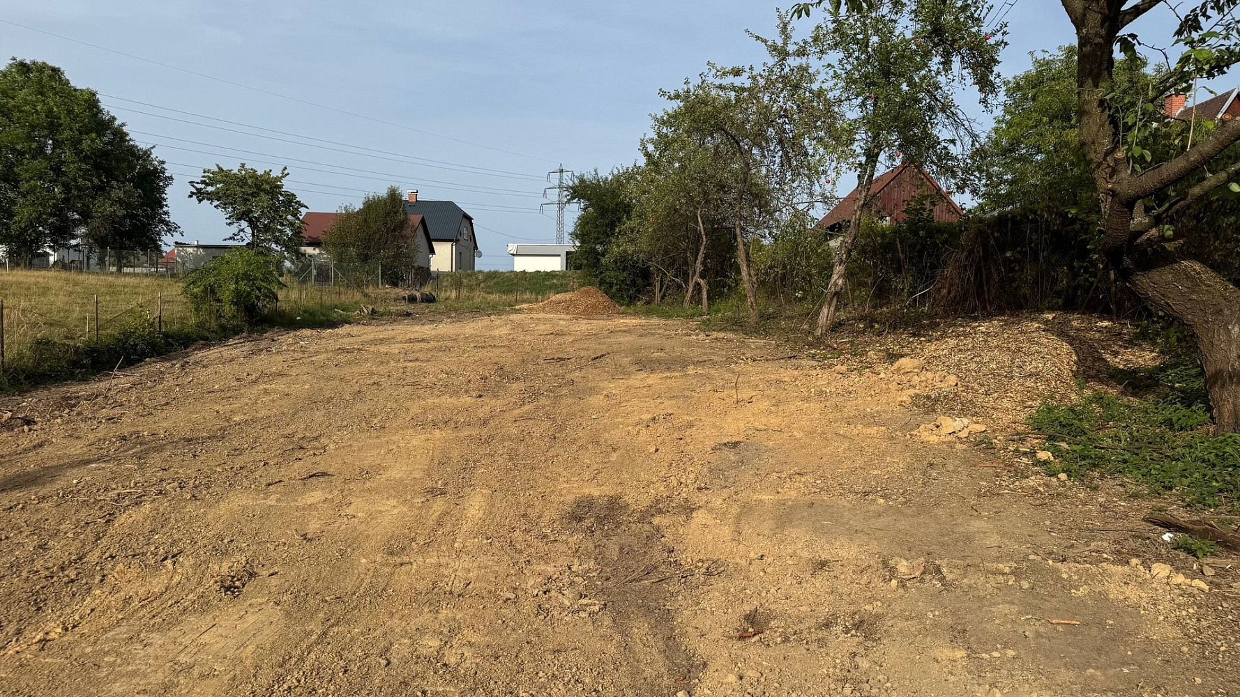 Prodej stavebního pozemku 1 190 m² – fotografie 2