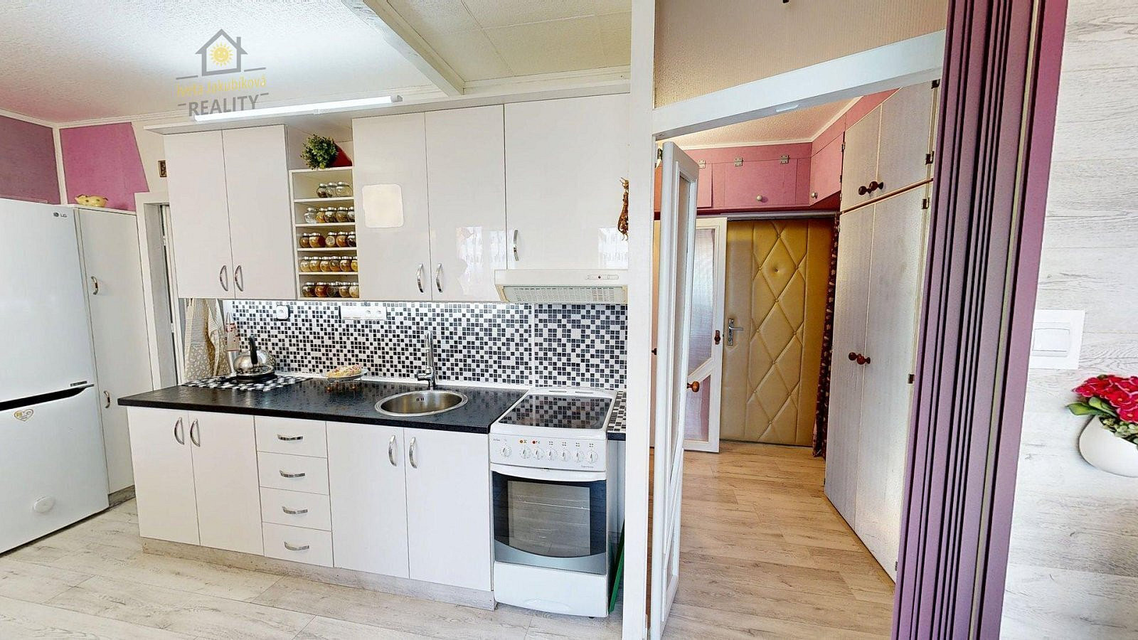 Prodej bytu 2+kk 41 m² – fotografie 2