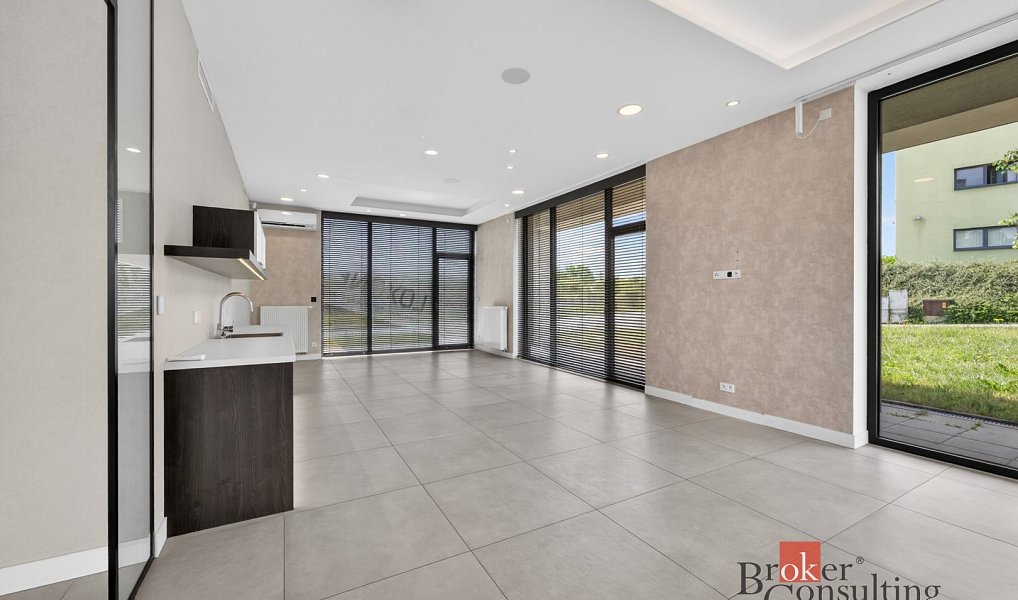 Prodej obchodních prostor 108 m², Plzeň – náhled fotky 6