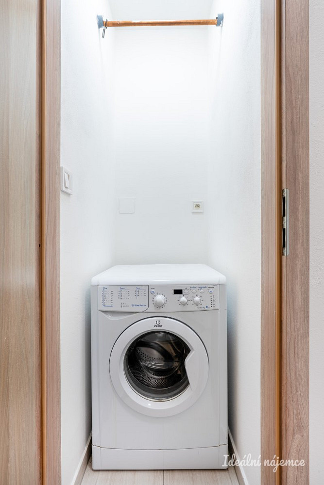 Pronájem bytu 1+kk 24 m² – další