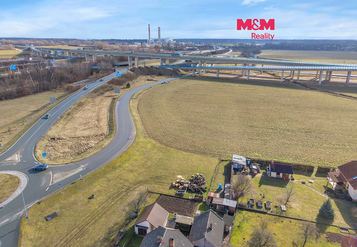 Prodej komerčního pozemku 8 400 m²
