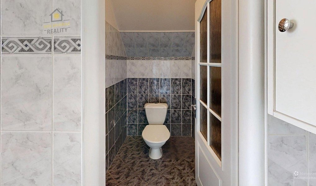 Prodej domu 580 m² s pozemkem 847 m², Rumburk – náhled fotky 13
