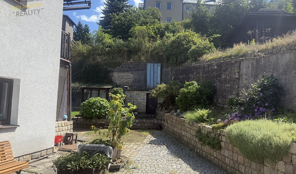 Prodej domu 195 m² s pozemkem 615 m², Tanvald – náhled fotky 32