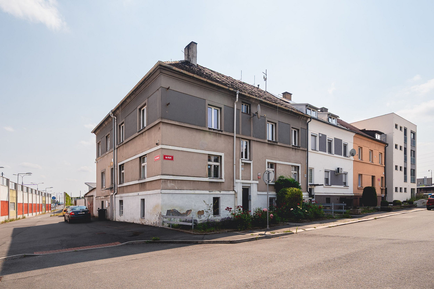 Prodej domu 244 m² s pozemkem 120 m²