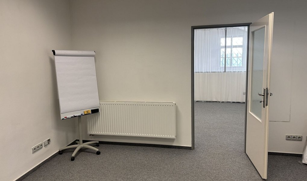 Pronájem kanceláře 34 m², Jihlava – náhled fotky 5