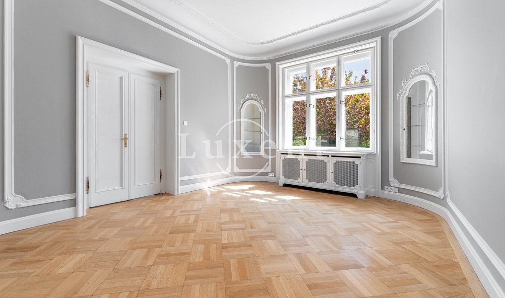 Prodej domu 726 m² s pozemkem 945 m², Praha – náhled fotky 12