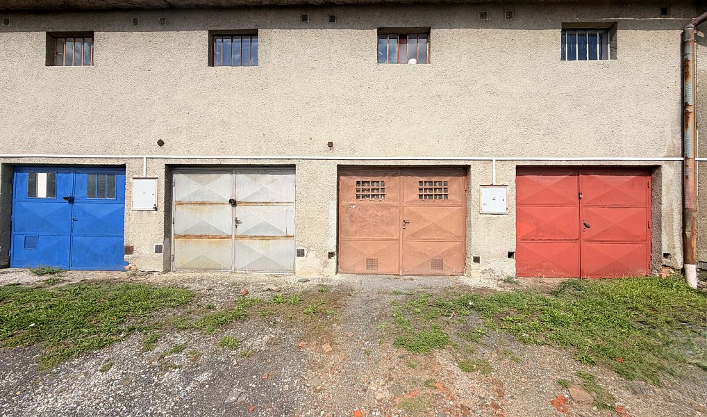 Prodej garáže 18 m2 v Bílovci, Bílovec – náhled fotky 9