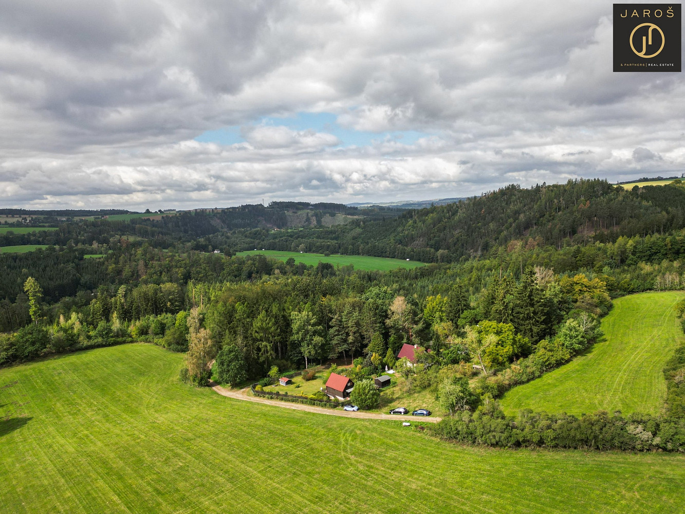 Prodej chaty/chalupy 53 m² s pozemkem 710 m² – fotografie 2