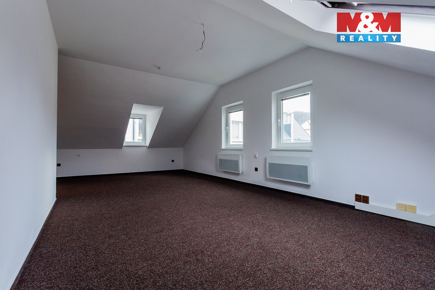 Pronájem kanceláře 120 m² — photo 4