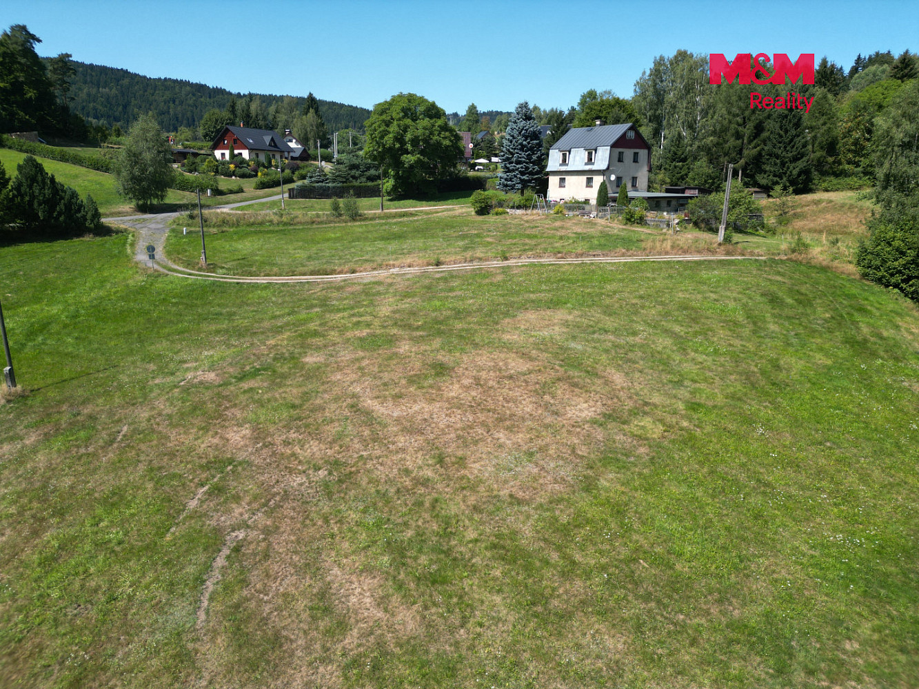 Prodej stavebního pozemku 2 000 m² – fotografie 3