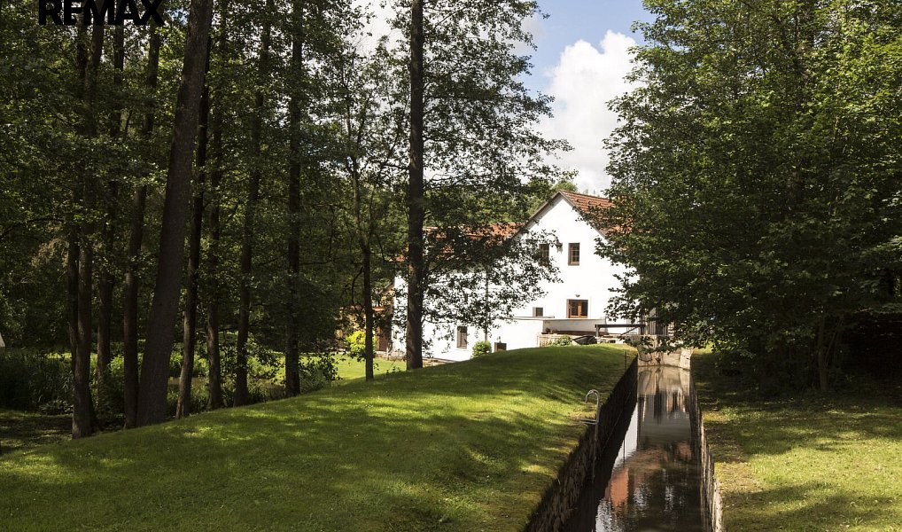Prodej zemědělského objektu 550 m², Strmilov – náhled fotky 25