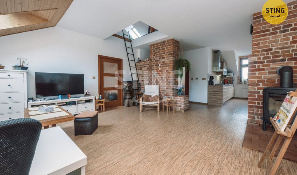 Prodej domu 300 m² s pozemkem 214 m², Pardubice – náhled fotky 8