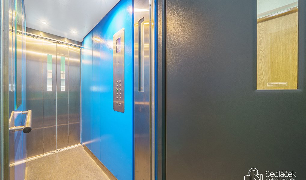 Prodej bytu 4+1 82 m², Sokolov – náhled fotky 26