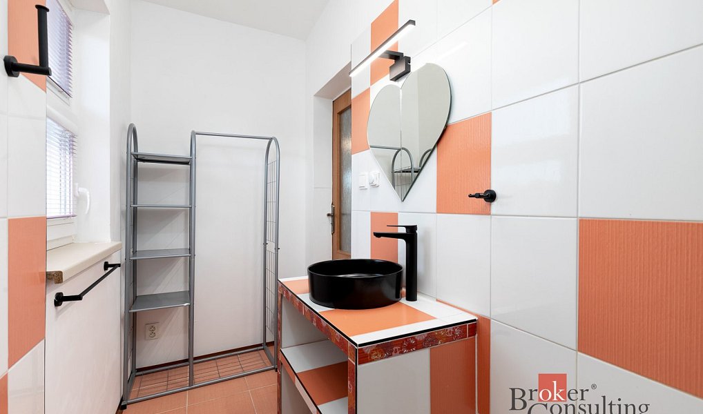 Prodej domu 118 m² s pozemkem 1 221 m², Orlová – náhled fotky 16