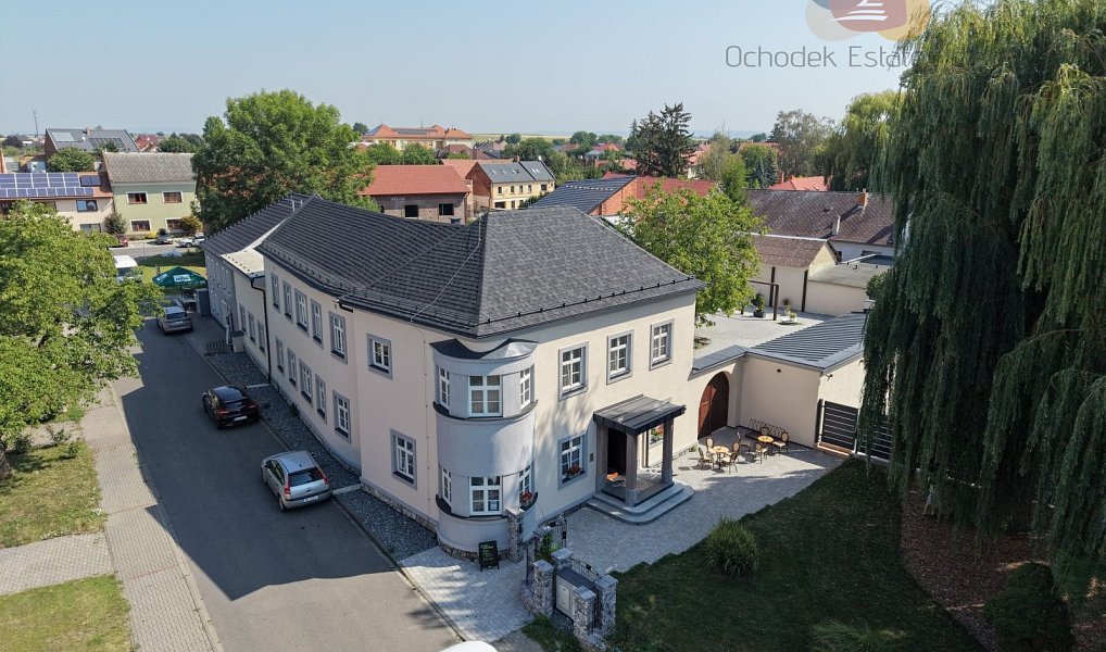Prodej ubytovacího objektu 690 m², Hněvotín – náhled fotky 37