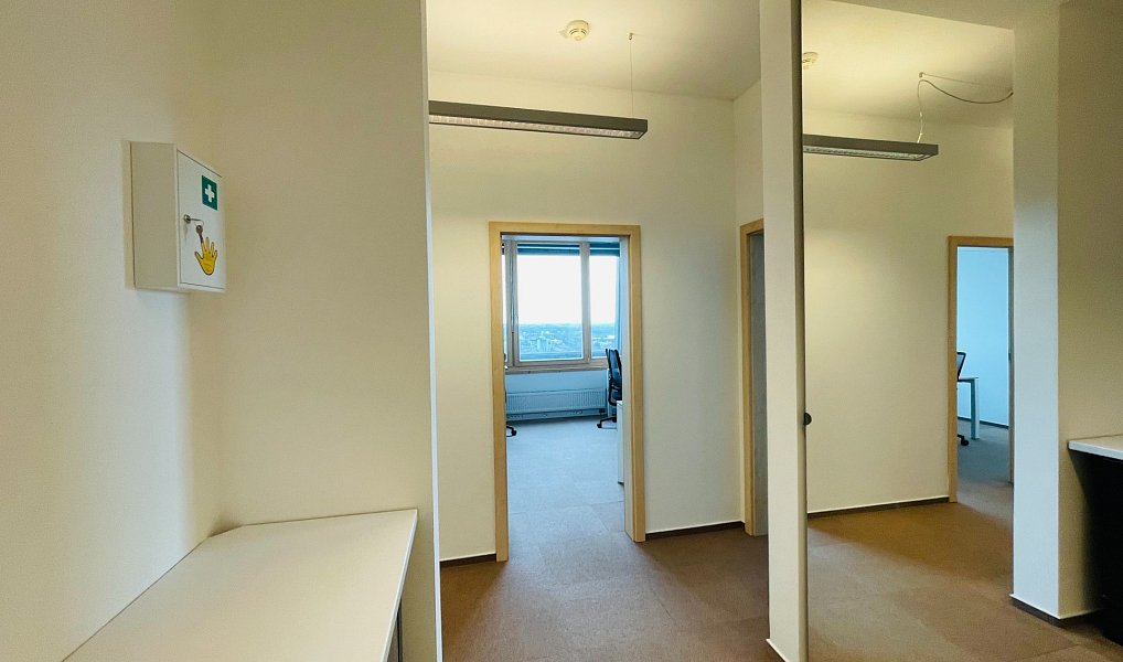 Prodej kanceláře 77 m², Brno – náhled fotky 13