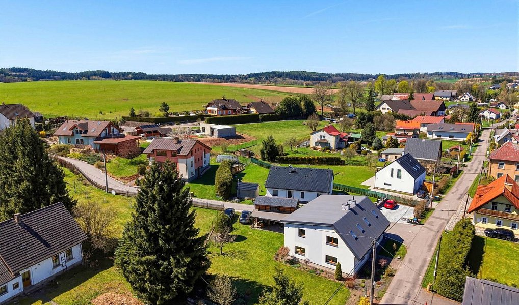 Prodej domu 227 m² s pozemkem 805 m², Dolní Branná – náhled fotky 30
