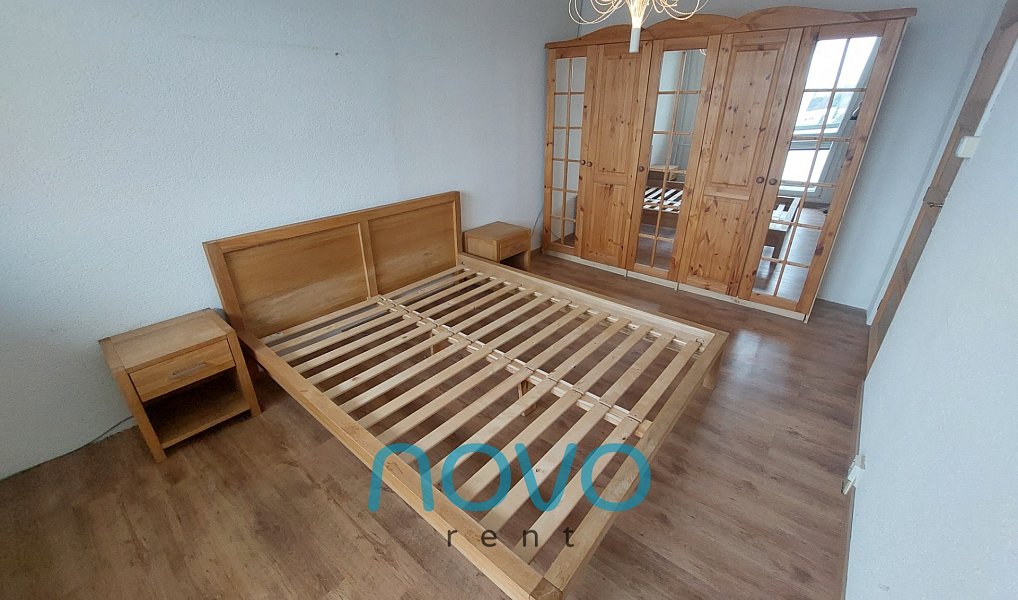 Pronájem bytu 3+kk 76 m², Praha – náhled fotky 2