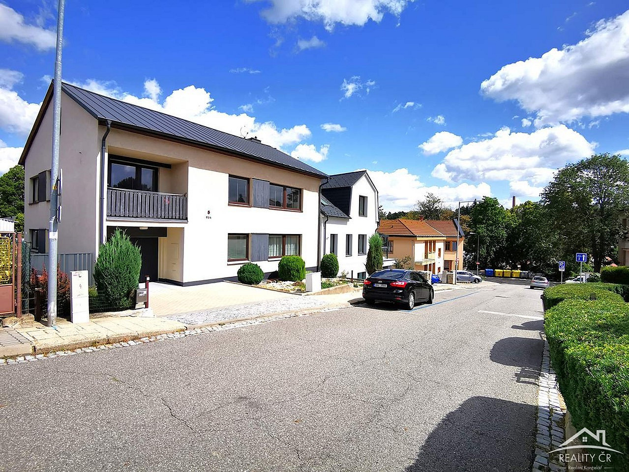 Prodej domu 328 m² s pozemkem 438 m²
