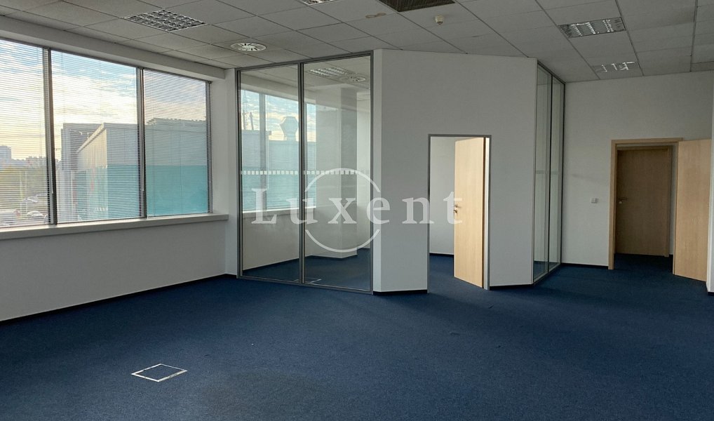 Pronájem kanceláře 500 m², Praha – náhled fotky 3