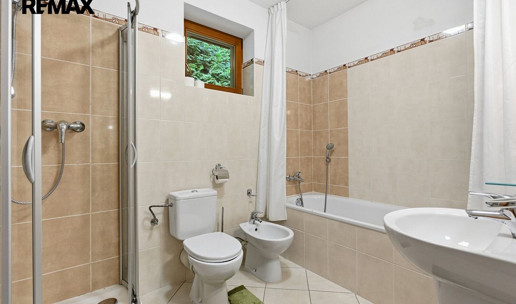 Prodej domu 137 m² s pozemkem 539 m², Karlovy Vary – náhled fotky 12