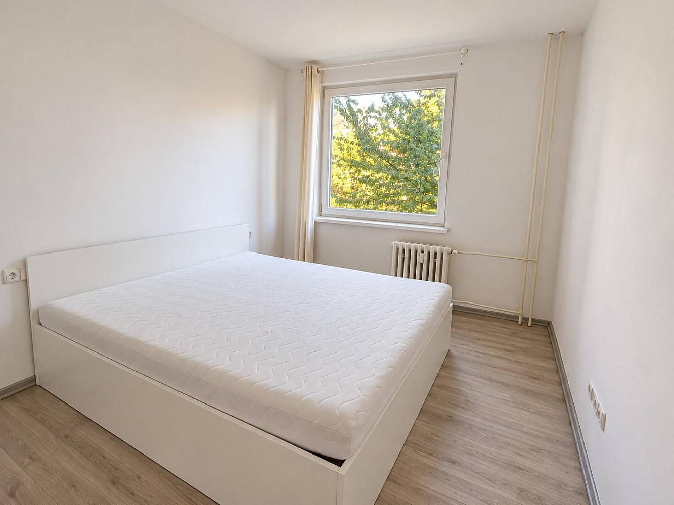 Pronájem bytu 4+1 77 m² – fotografie 4