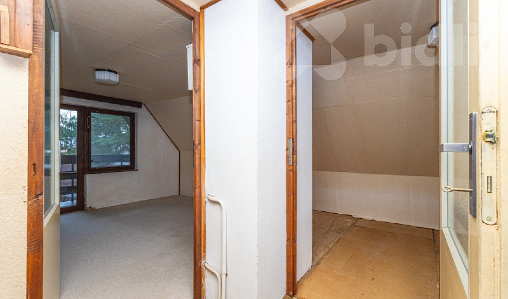 Prodej chaty/chalupy 140 m² s pozemkem 391 m², Hradce – náhled fotky 18