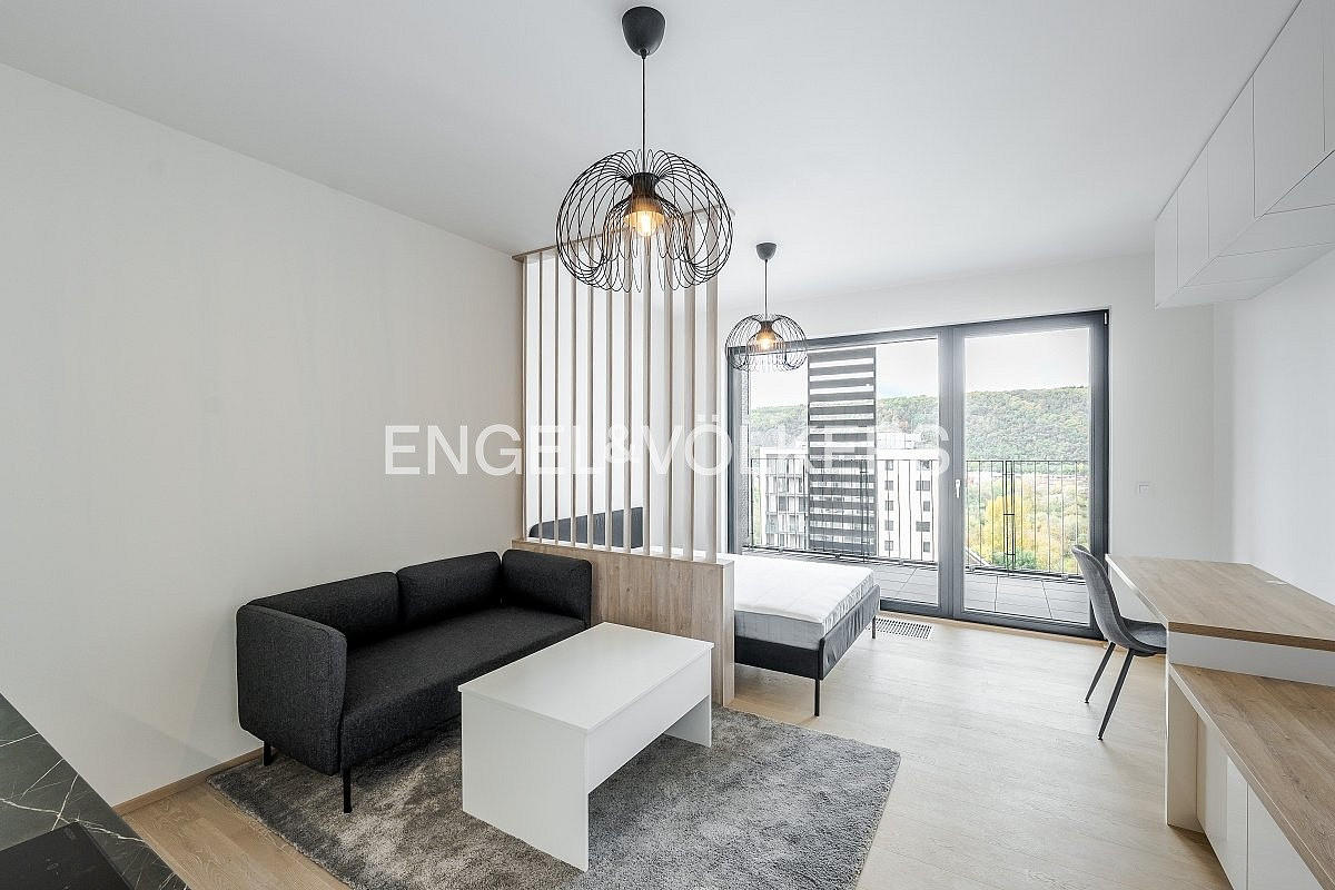 Pronájem bytu 1+kk 32 m²