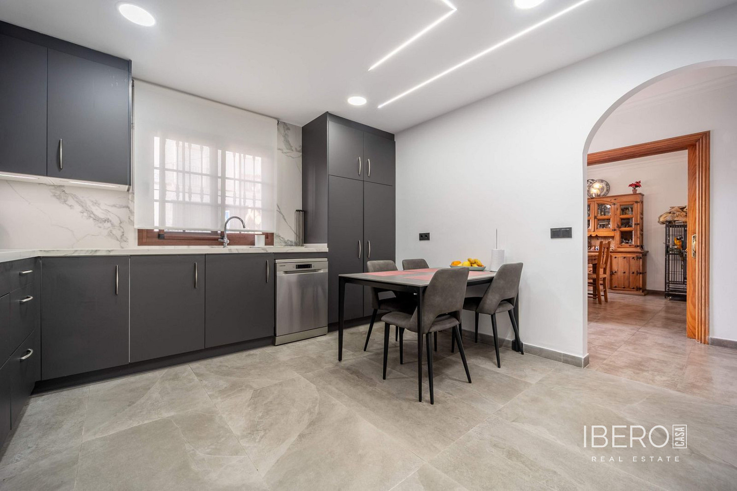 Casa 4+kk – Estepona, Barriada Islas Canarias - Vista 5