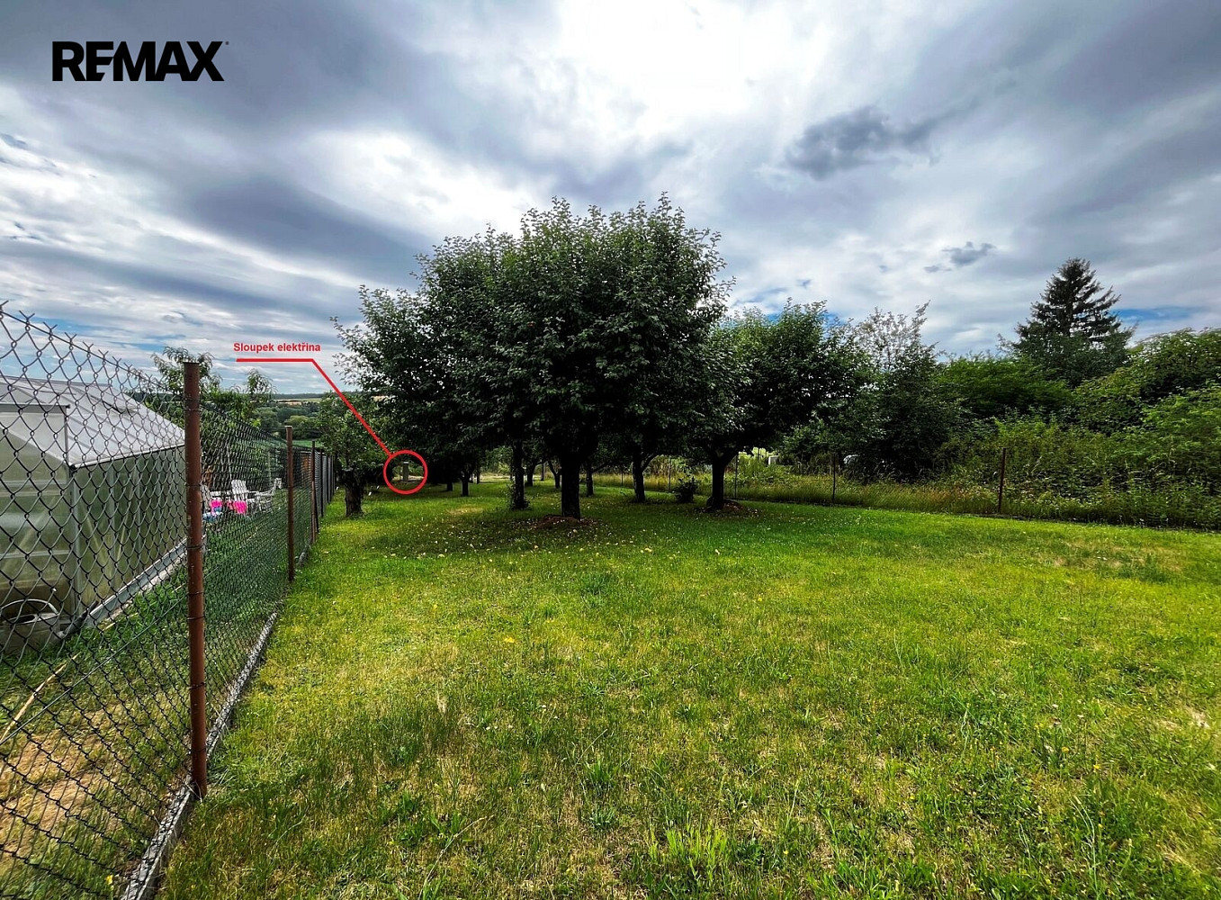 Prodej stavebního pozemku 567 m² – fotografie 2