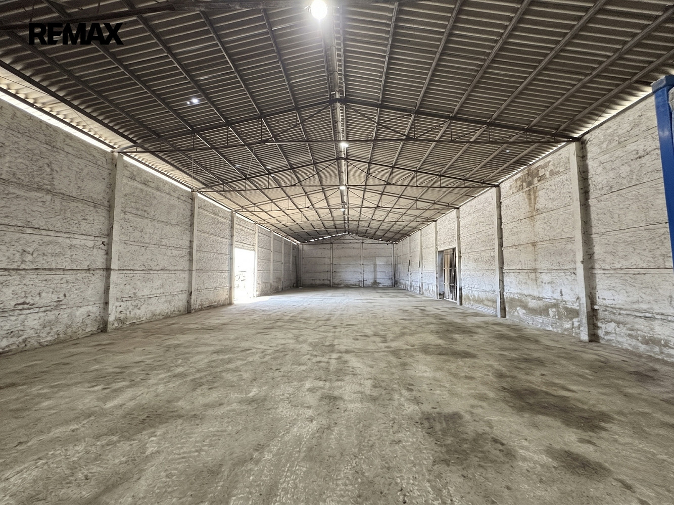 Pronájem skladovacích prostor 618 m²