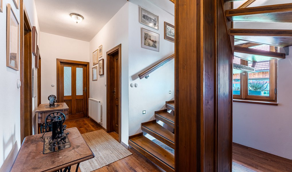 Prodej ubytovacího objektu 500 m², Opatov – náhled fotky 45