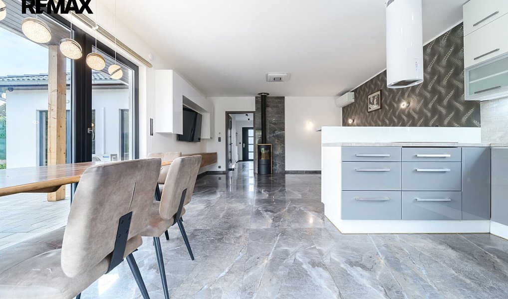 Prodej domu 99 m² s pozemkem 1 150 m², Pouzdřany – náhled fotky 11