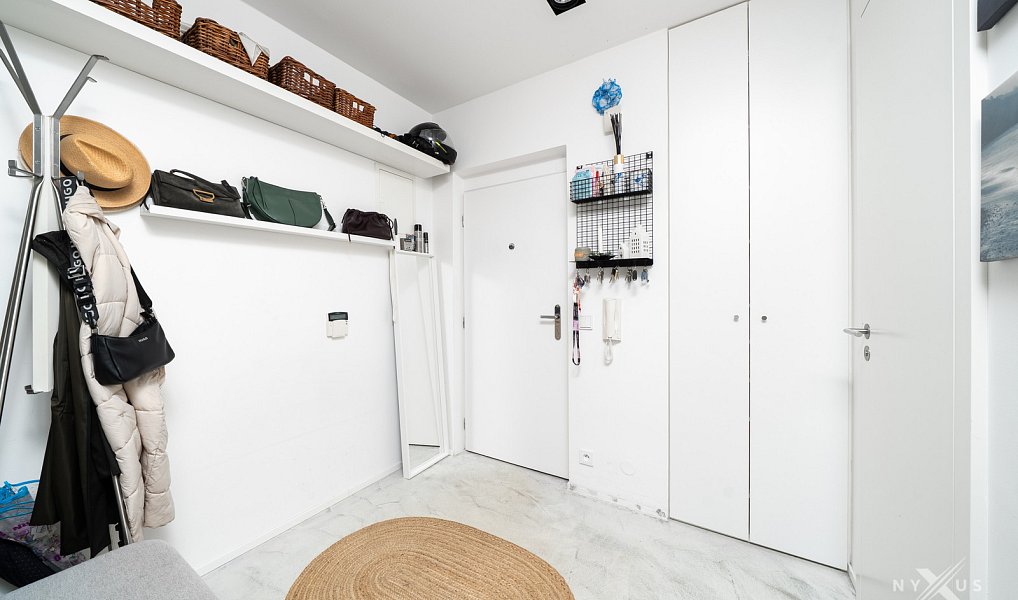Prodej bytu 6+kk 120 m², Praha – náhled fotky 7