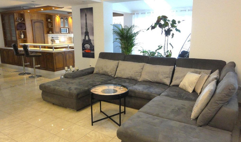 Prodej domu 251 m² s pozemkem 946 m², Mikulov – náhled fotky 13