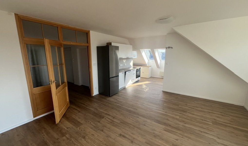 Pronájem bytu 3+kk 93 m², Praha – náhled fotky 3