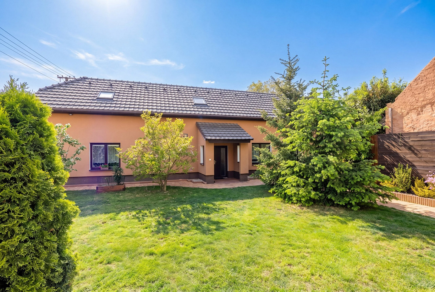 Prodej domu 160 m² s pozemkem 906 m²