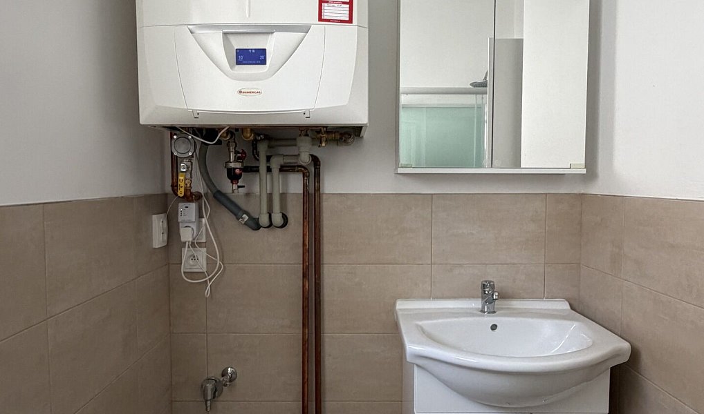 Pronájem bytu 3+kk 96 m², Vroutek – náhled fotky 7