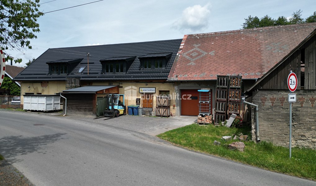 Prodej výrobních prostor 340 m², Láz – náhled fotky 2