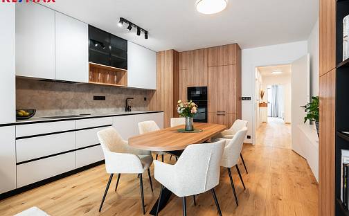 Prodej bytu 3+kk 100 m², Fráni Šrámka, České Budějovice - České Budějovice 3