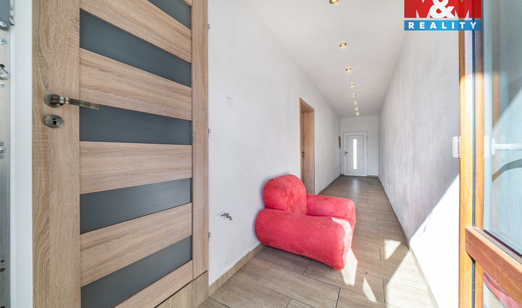 Prodej domu 70 m² s pozemkem 296 m², Radnice – náhled fotky 21
