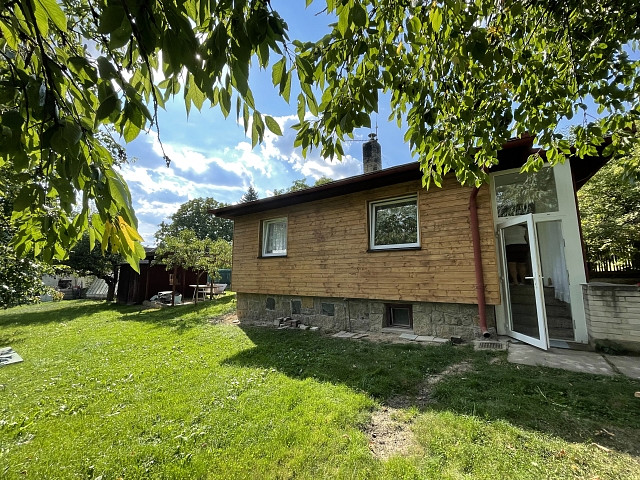 Pronájem chaty/chalupy 55 m² s pozemkem 1 119 m²