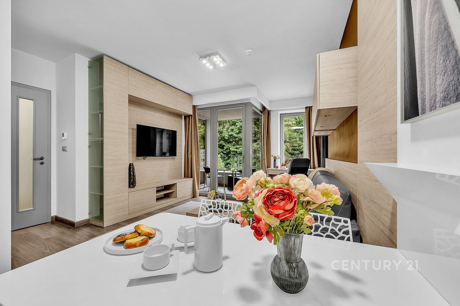 Prodej nájemního domu, činžáku 52 m² – fotografie 2