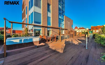 Pronájem bytu 2+kk 59 m², Korunní, Praha 10 - Vinohrady