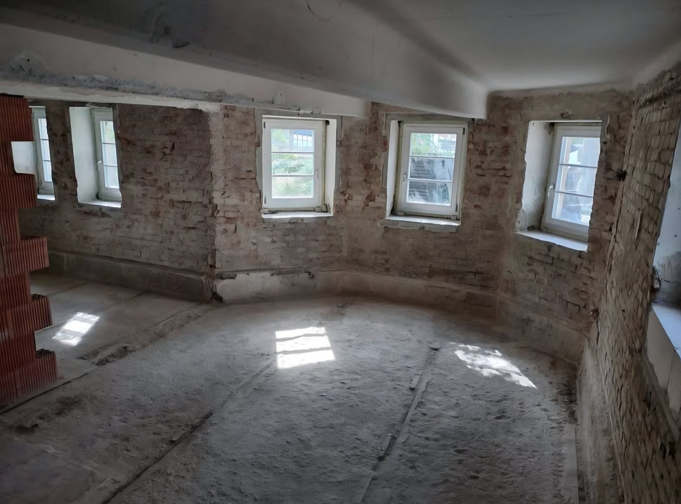 Prodej komerčního objektu (jiného typu) 53 m²