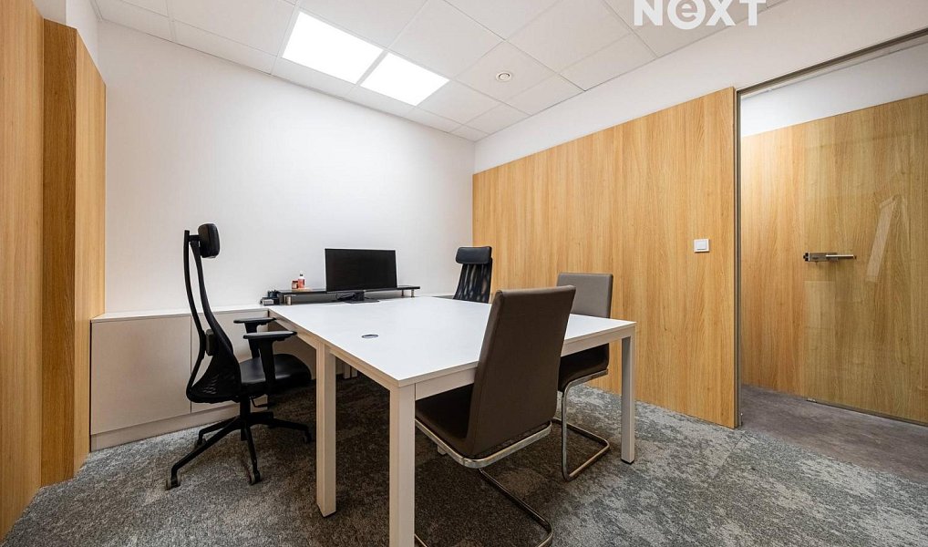 Prodej kanceláře 200 m², Pardubice – náhled fotky 14