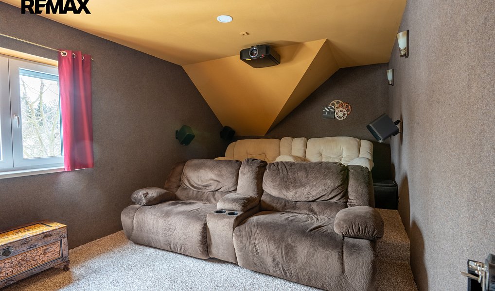 Prodej domu 597 m² s pozemkem 2 850 m², Tochovice – náhled fotky 39
