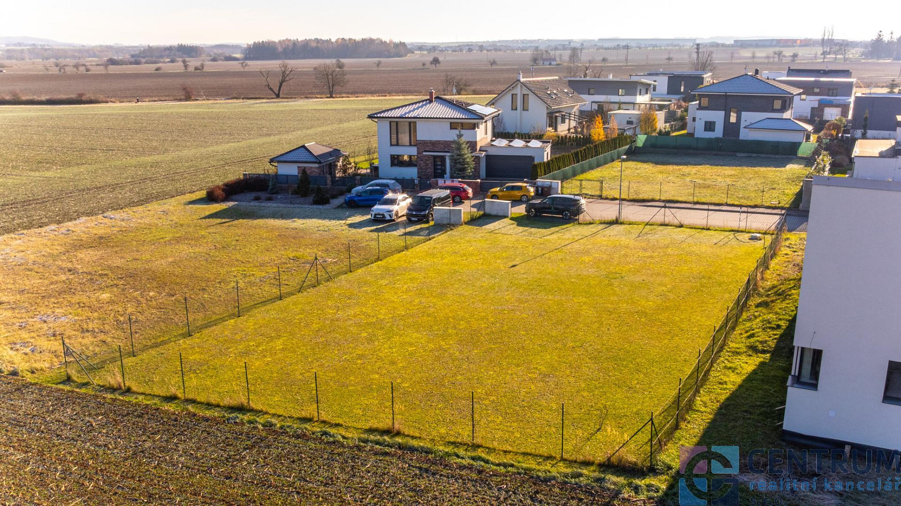 Prodej stavebního pozemku 759 m² – pohled 4